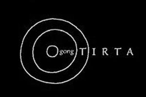 23 mei 2004 ~ Gong Tirta in het Tropenmuseum